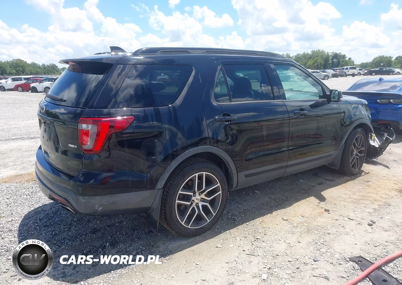 2016 Ford Explorer Sport VIN:1FM5K8GT8GGA02901 - 4