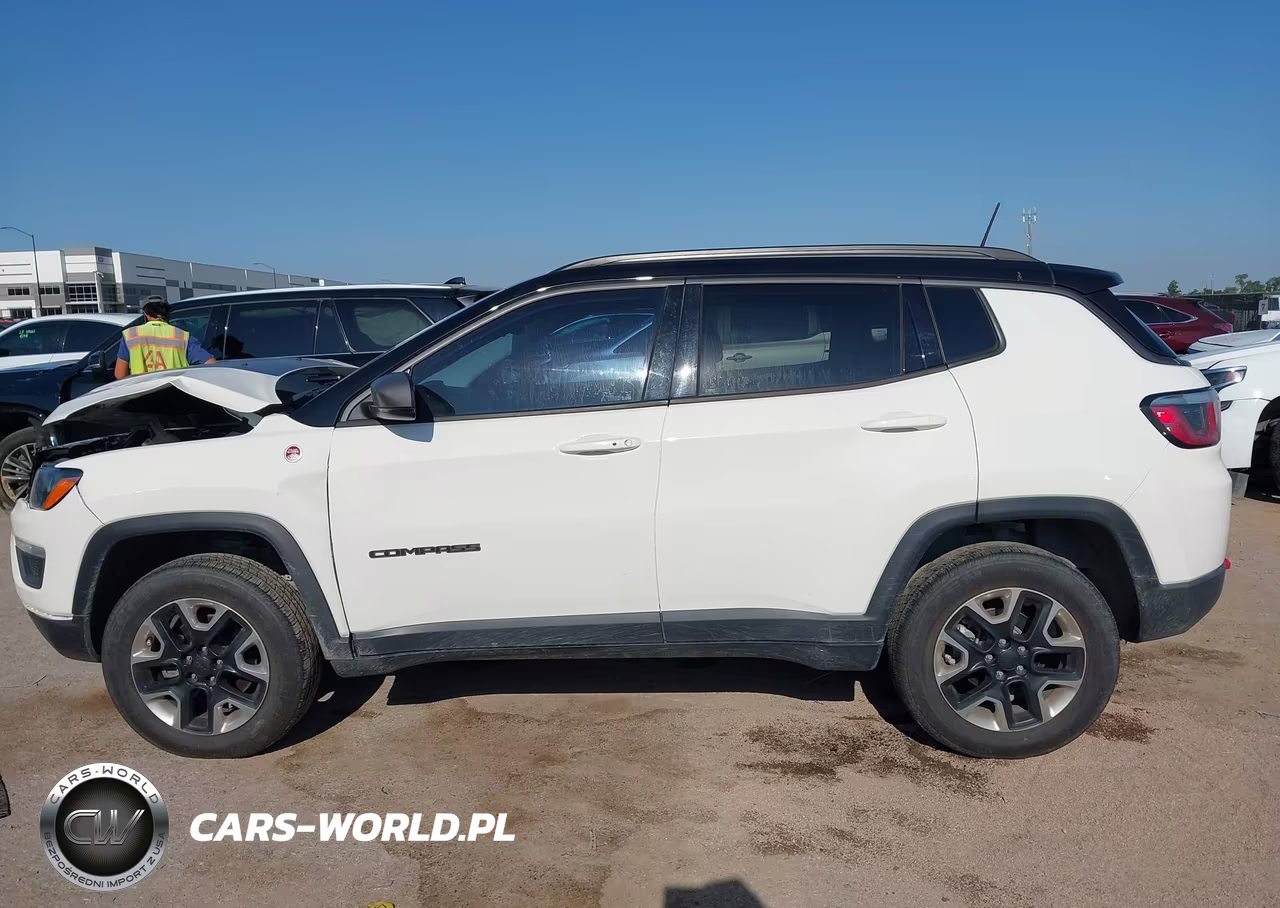 2018 Jeep Compass Trailhawk 4X4 VIN:3C4NJDDB7JT206734 - 14