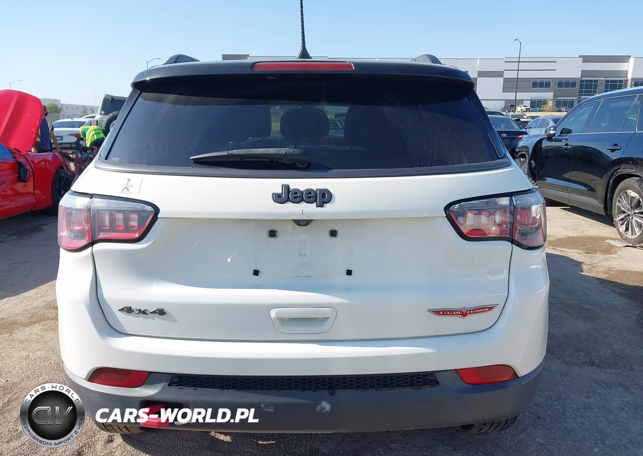 2018 Jeep Compass Trailhawk 4X4 VIN:3C4NJDDB7JT206734 - 16
