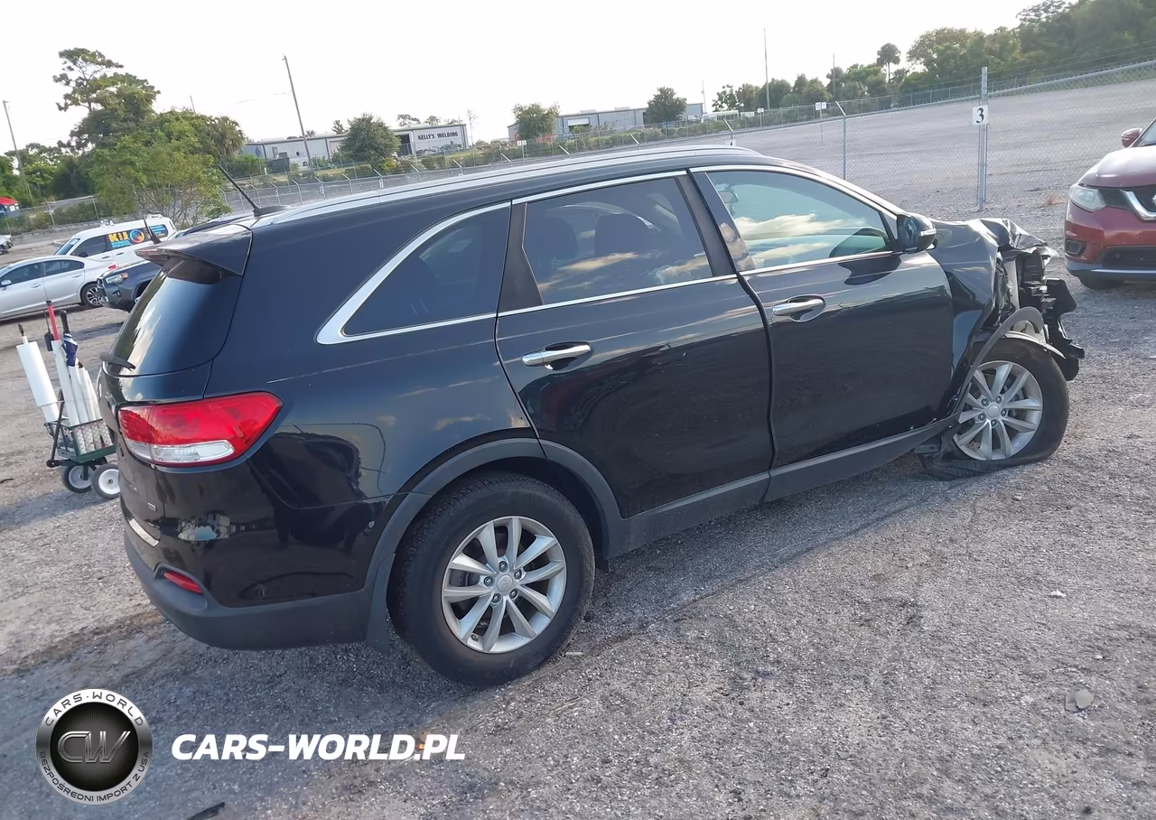 2017 Kia Sorento 2.4L Lx VIN:5XYPG4A37HG287918 - 4