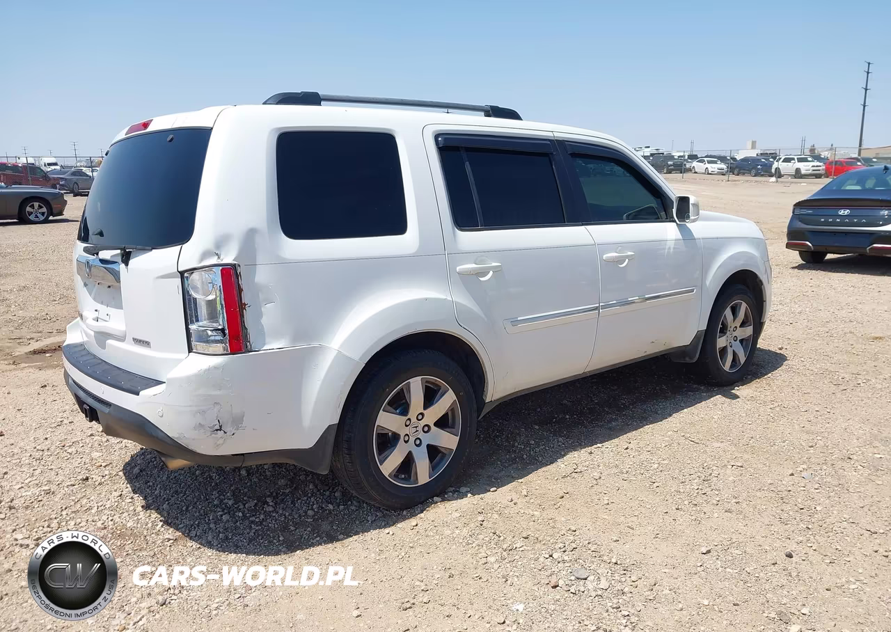 2015 Honda Pilot Touring VIN:5FNYF3H95FB023029 - 4