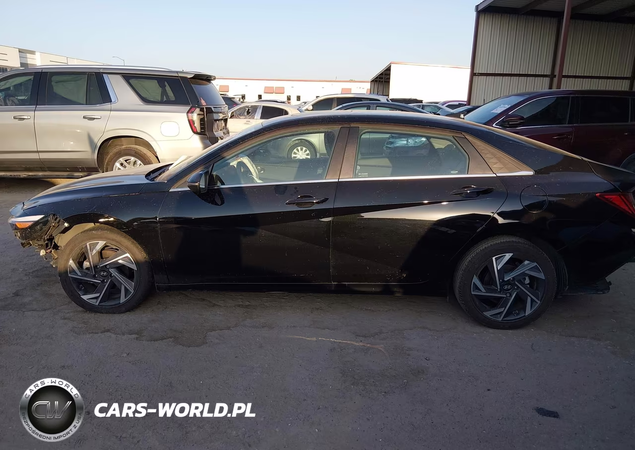 2025 Hyundai Elantra Limited VIN:KMHLP4DG8SU995710 - 15