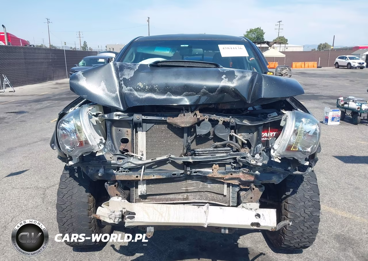 2010 Toyota Tacoma Base V6 VIN:3TMLU4EN1AM047386 - 12