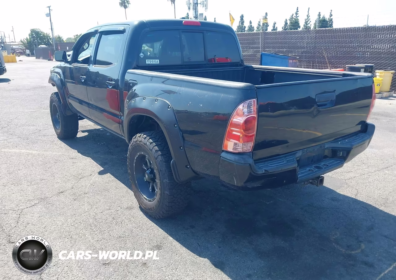 2010 Toyota Tacoma Base V6 VIN:3TMLU4EN1AM047386 - 3