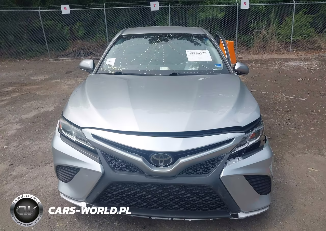 2018 Toyota Camry Se VIN:JTNB11HK6J3045926 - 12