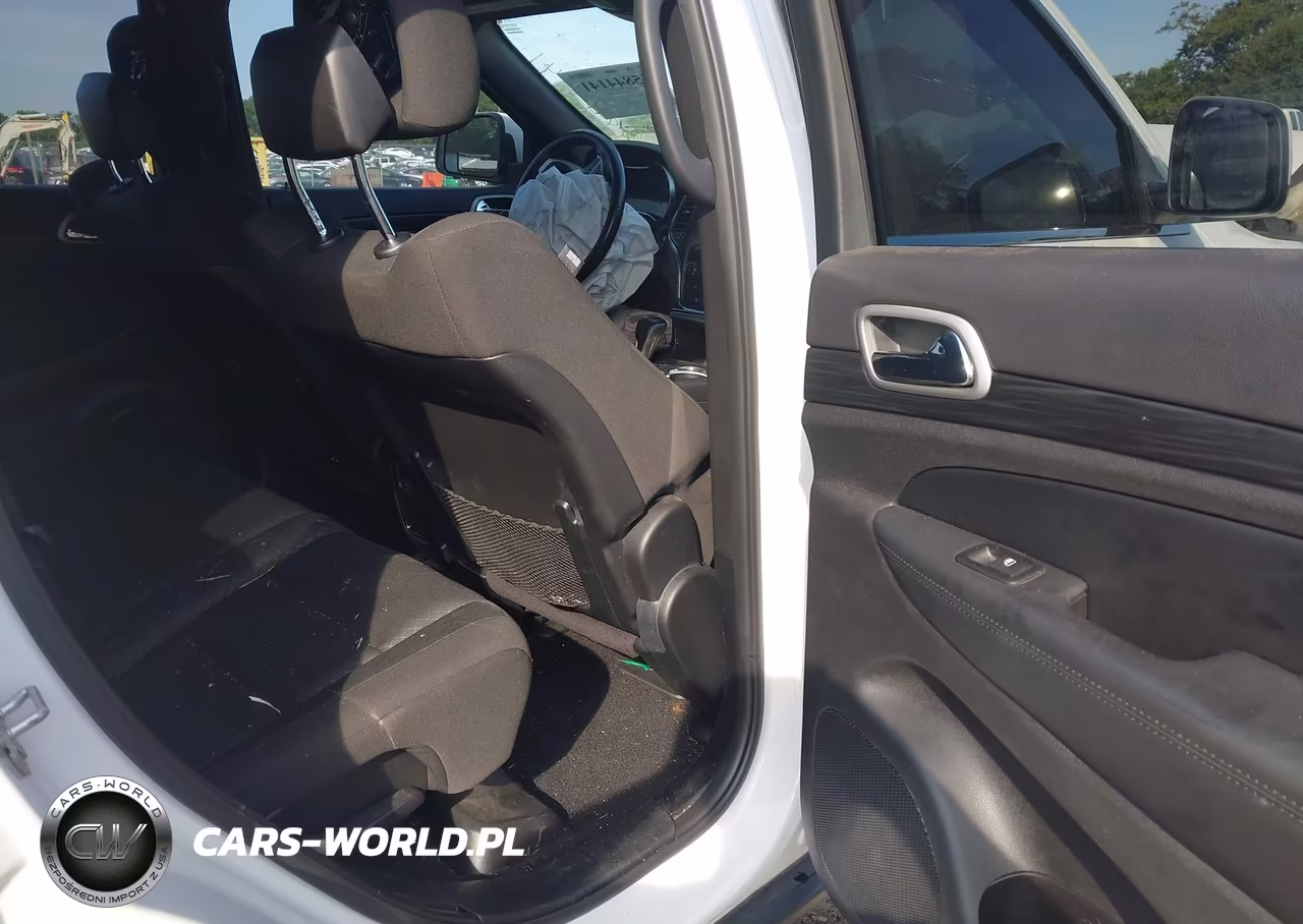 2021 Jeep Grand Cherokee Laredo E 4X2 VIN:1C4RJEAG7MC638313 - 8
