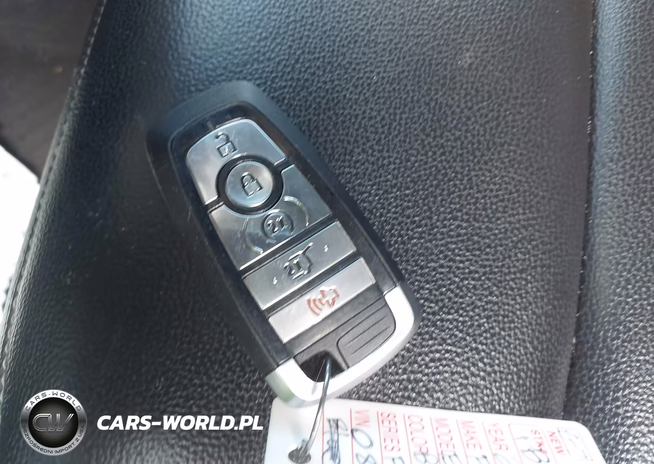 2021 Ford Explorer Xlt VIN:1FMSK8DH8MGA10852 - 11