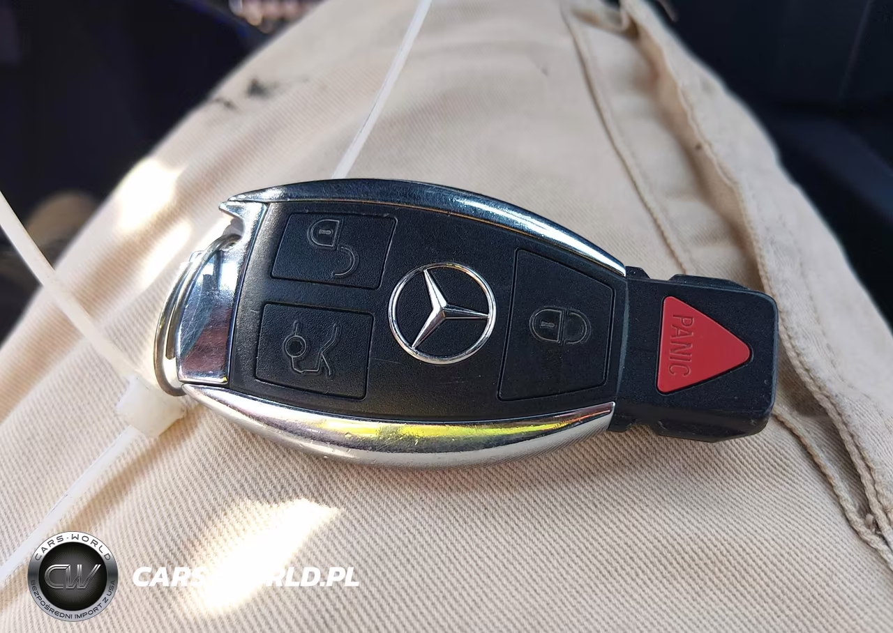 2017 Mercedes-Benz E 400 4Matic VIN:WDDKJ6HB0HF358812 - 11
