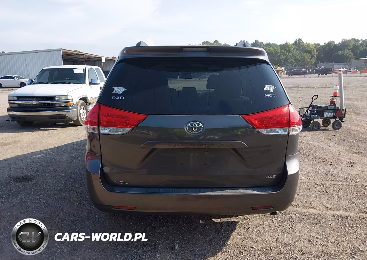 2012 Toyota Sienna Xle V6 8 Passenger VIN:5TDYK3DC1CS245099 - 16