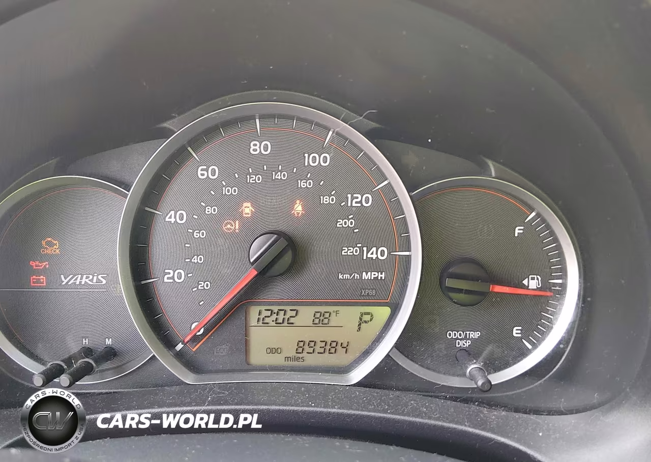 2013 Toyota Yaris Le VIN:JTDKTUD38DD555496 - 15