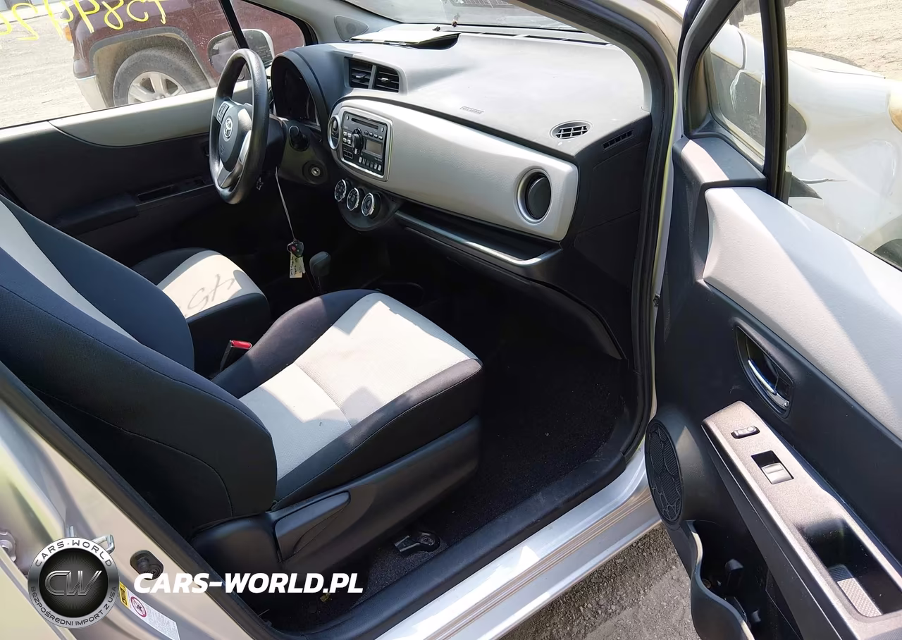 2013 Toyota Yaris Le VIN:JTDKTUD38DD555496 - 5