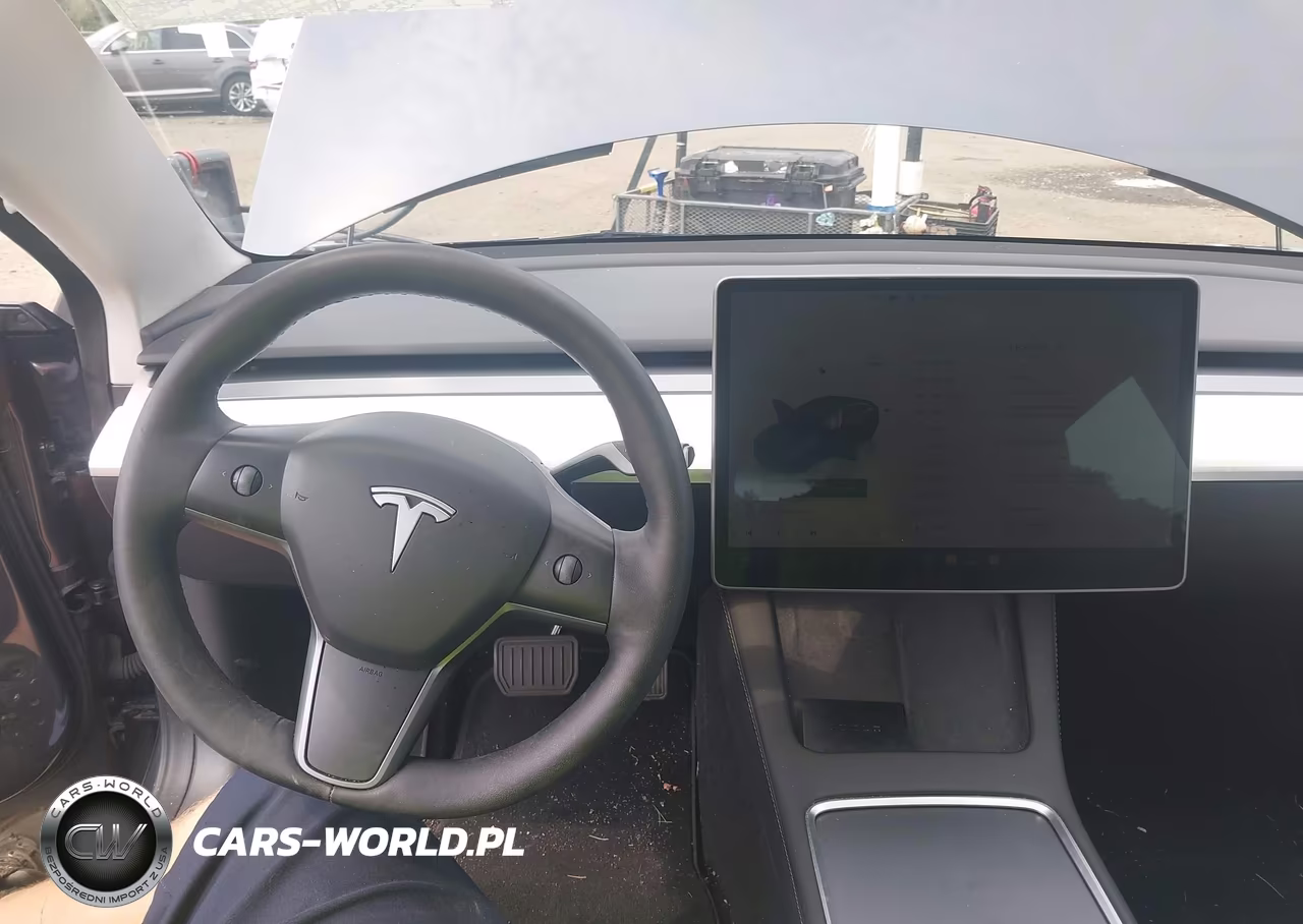2023 Tesla Model 3 Long Range Dual Motor All-Wheel Drive VIN:5YJ3E1EB1PF679819 - 18
