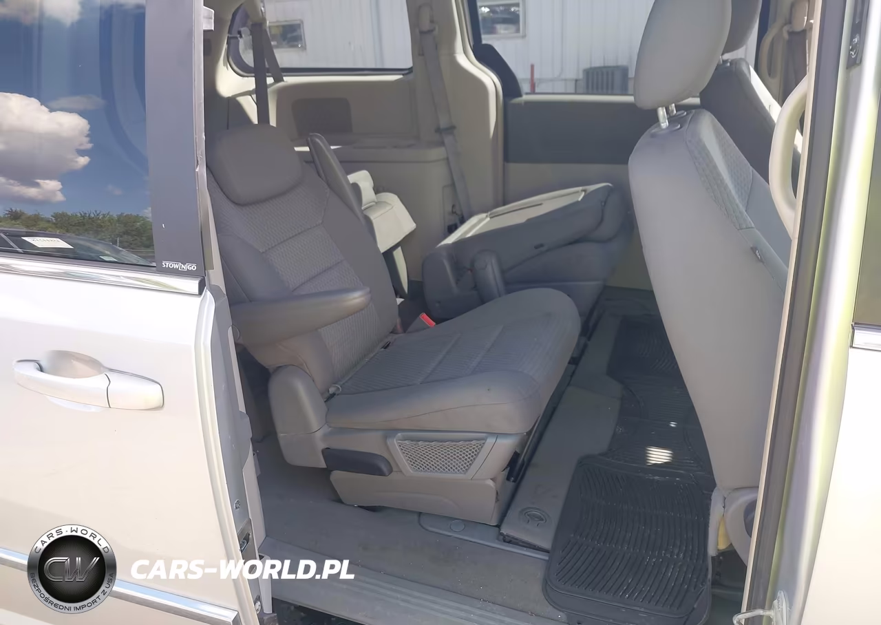 2009 Chrysler Town & Country Touring VIN:2A8HR54199R607454 - 8