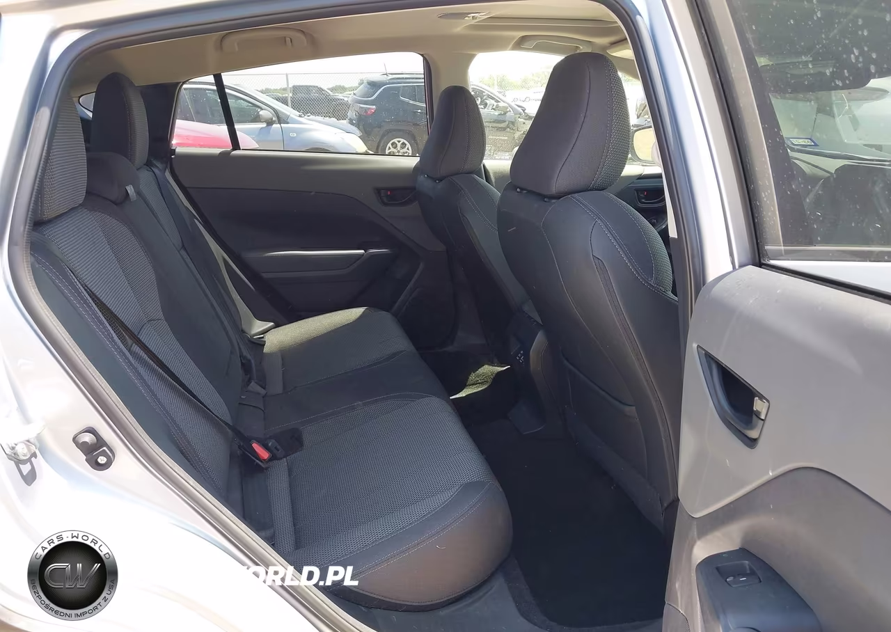 2024 Subaru Crosstrek Premium VIN:JF2GUADC8RH896335 - 8