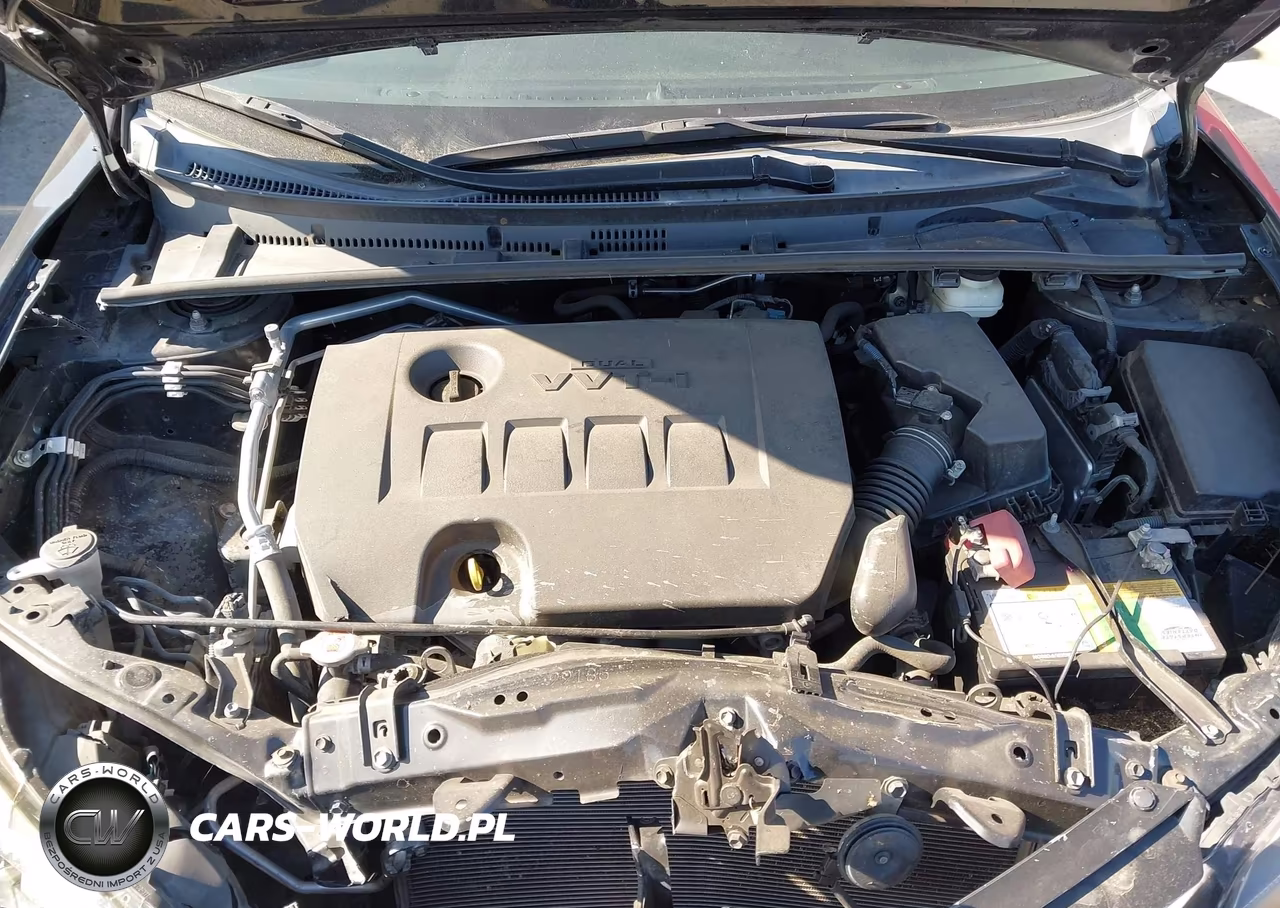 2018 Toyota Corolla Le VIN:2T1BURHE5JC968538 - 10
