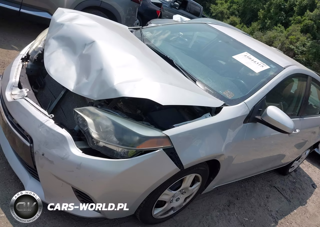 2015 Toyota Corolla Le VIN:2T1BURHE4FC380900 - 2