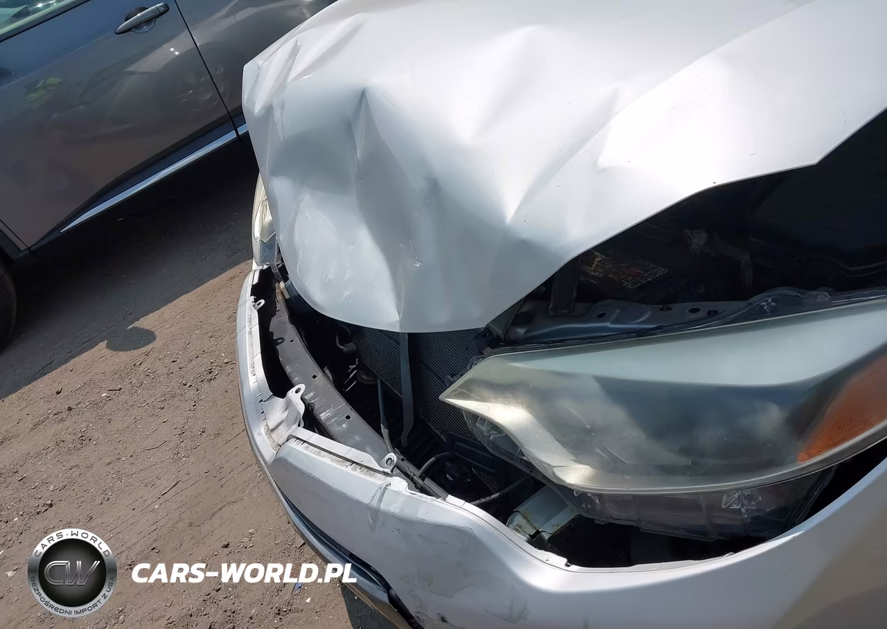 2015 Toyota Corolla Le VIN:2T1BURHE4FC380900 - 5