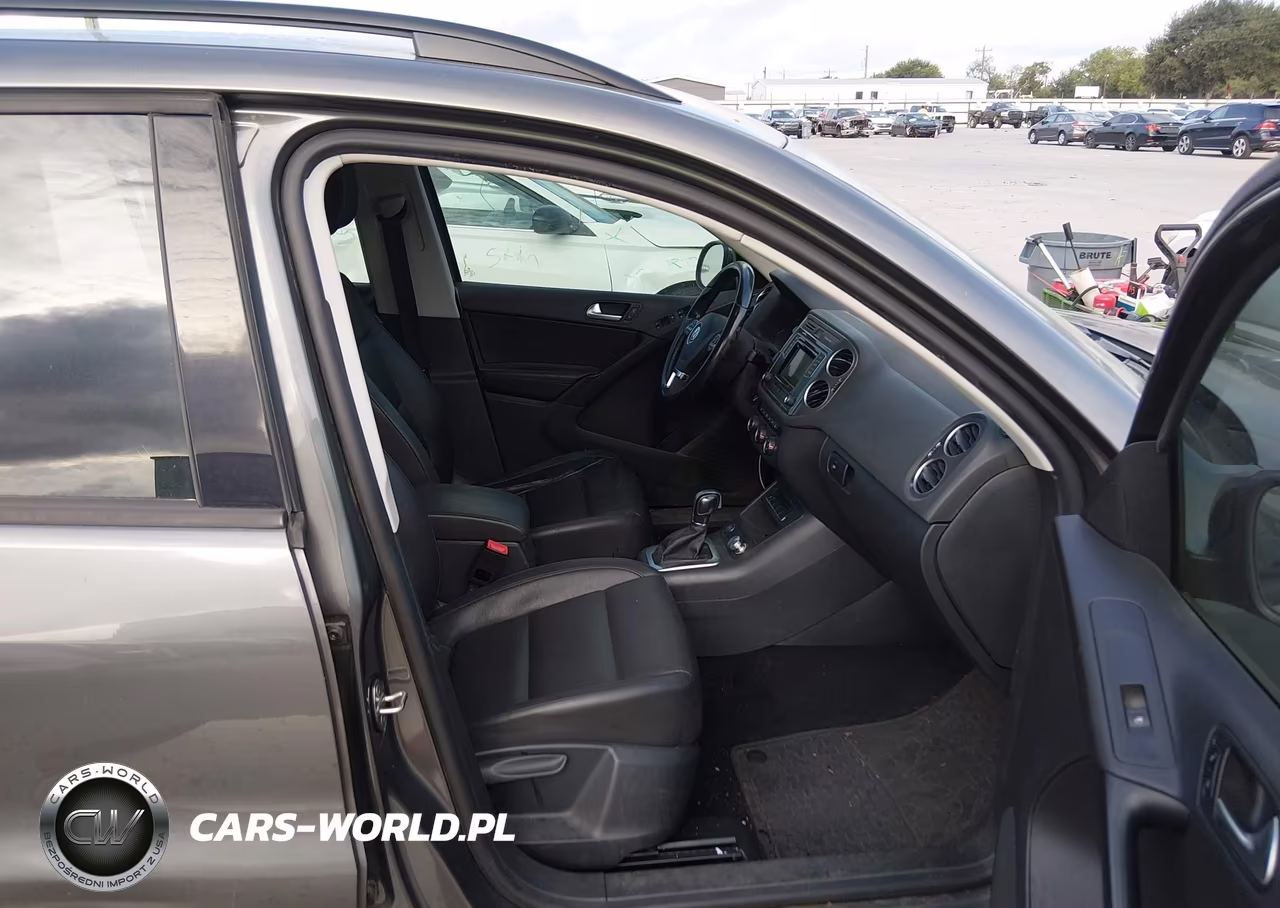 2016 Volkswagen Tiguan S VIN:WVGAV7AX9GW004819 - 5
