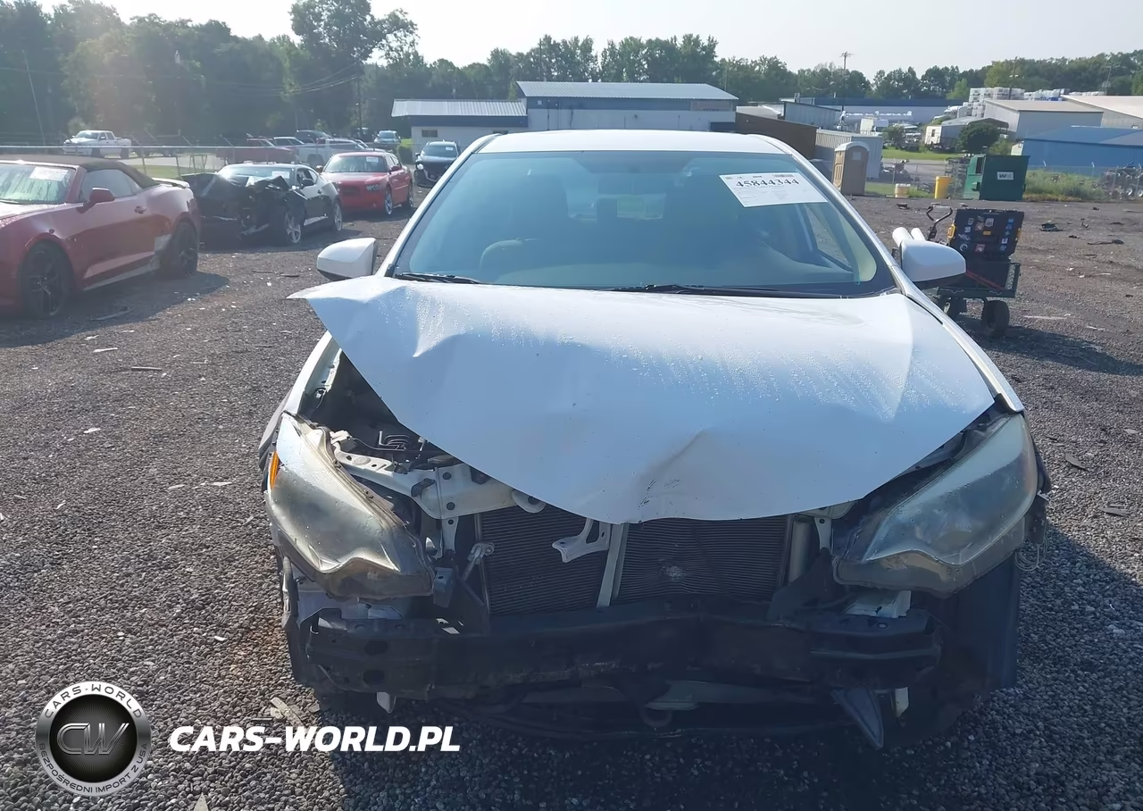 2015 Toyota Corolla Le VIN:2T1BURHE3FC263907 - 13