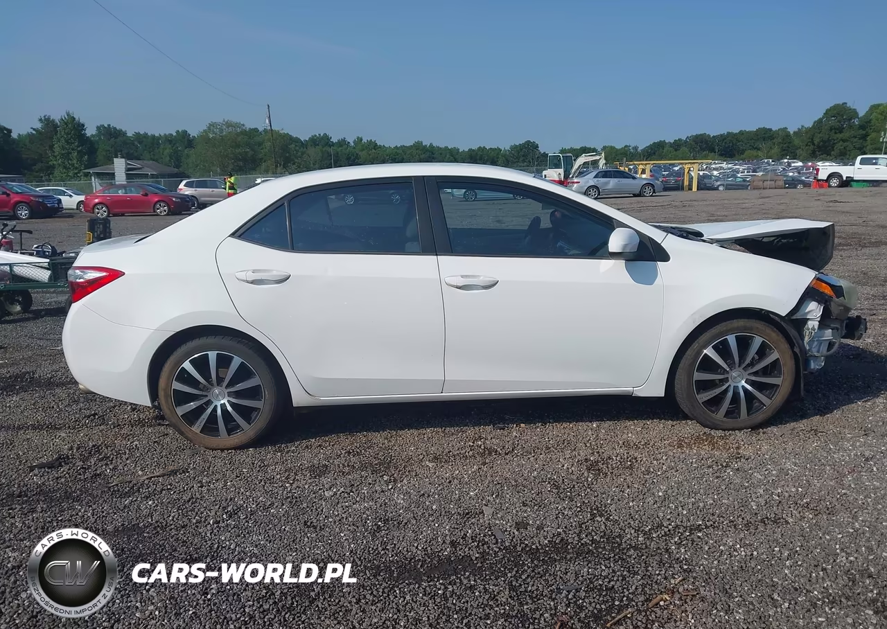 2015 Toyota Corolla Le VIN:2T1BURHE3FC263907 - 14