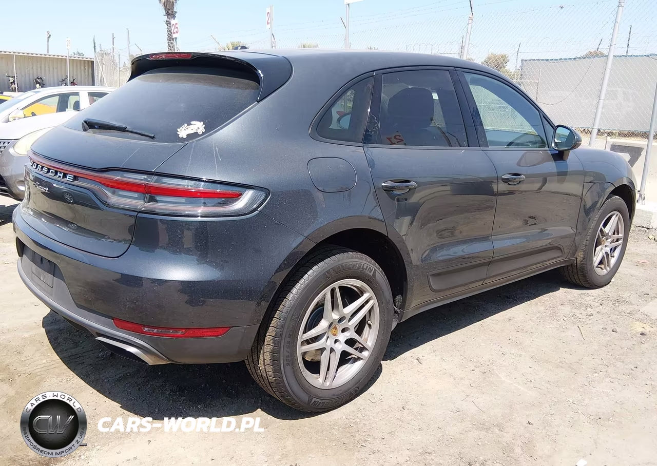 2020 Porsche Macan VIN:WP1AA2A55LLB00779 - 4