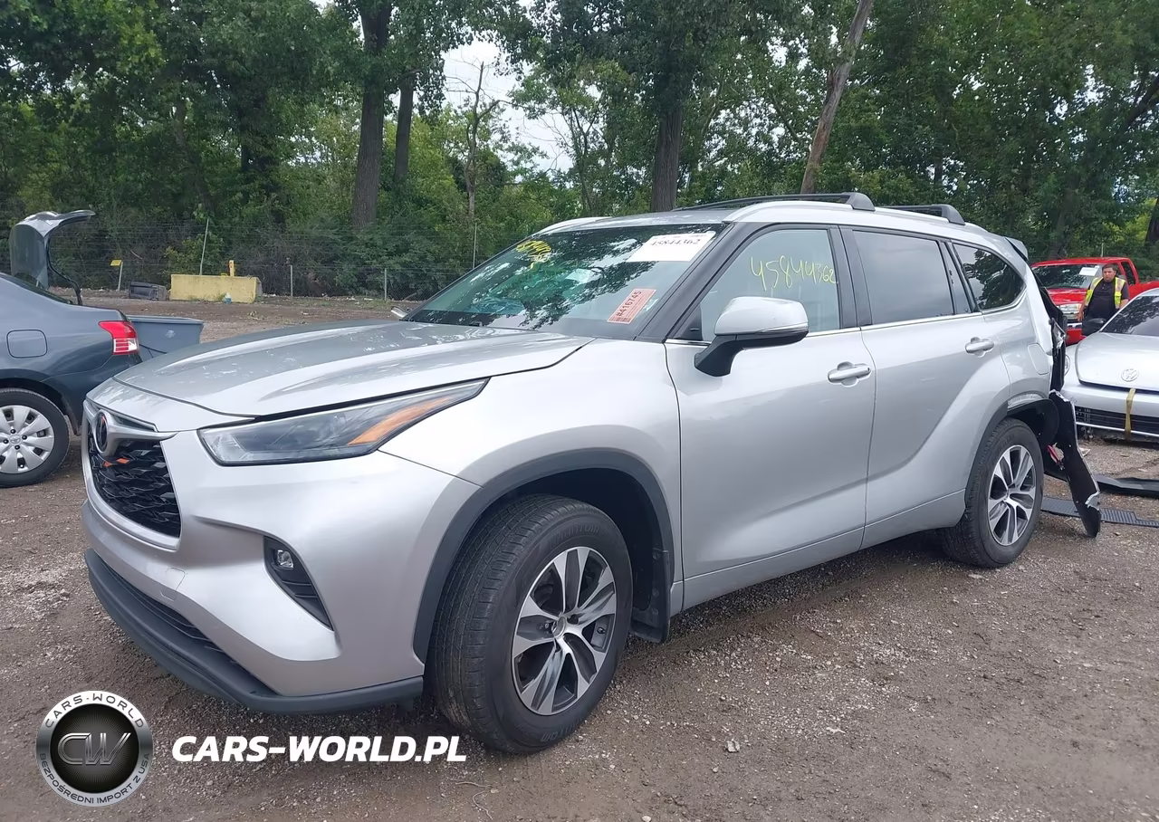 2022 Toyota Highlander Xle VIN:5TDGZRBH4NS228504 - 2