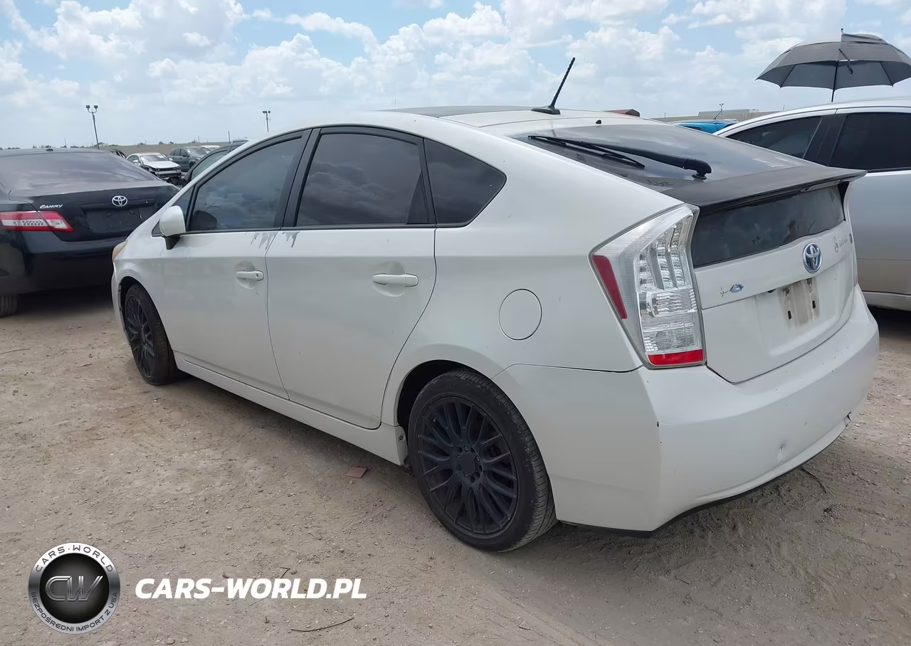 2010 Toyota Prius Iv VIN:JTDKN3DU2A0056628 - 3