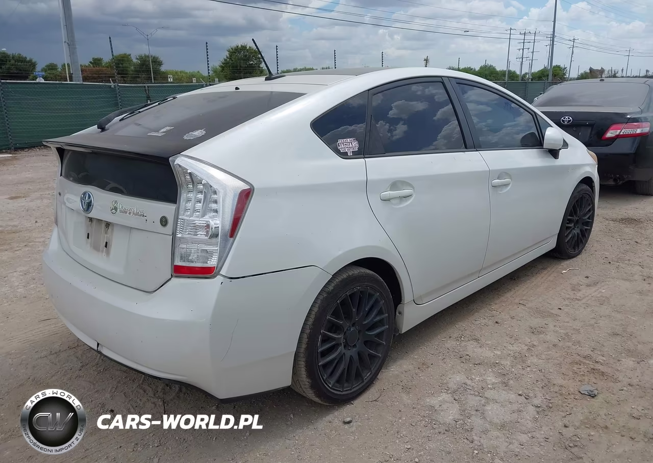 2010 Toyota Prius Iv VIN:JTDKN3DU2A0056628 - 4