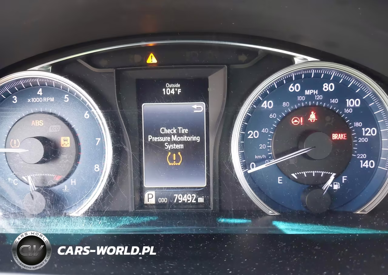 2017 Toyota Camry Le VIN:4T1BF1FKXHU650363 - 15