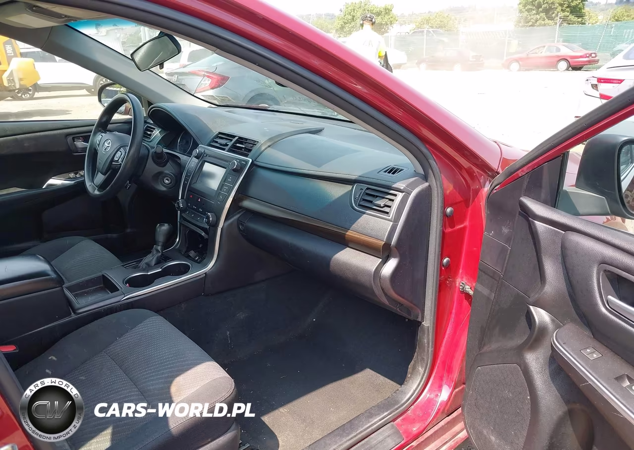 2017 Toyota Camry Le VIN:4T1BF1FKXHU650363 - 5