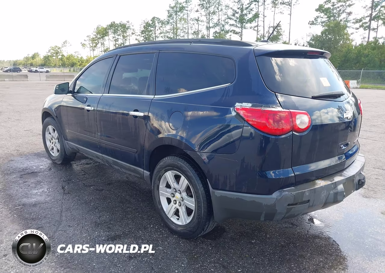 2010 Chevrolet Traverse Lt VIN:1GNLRGED0AS117498 - 3