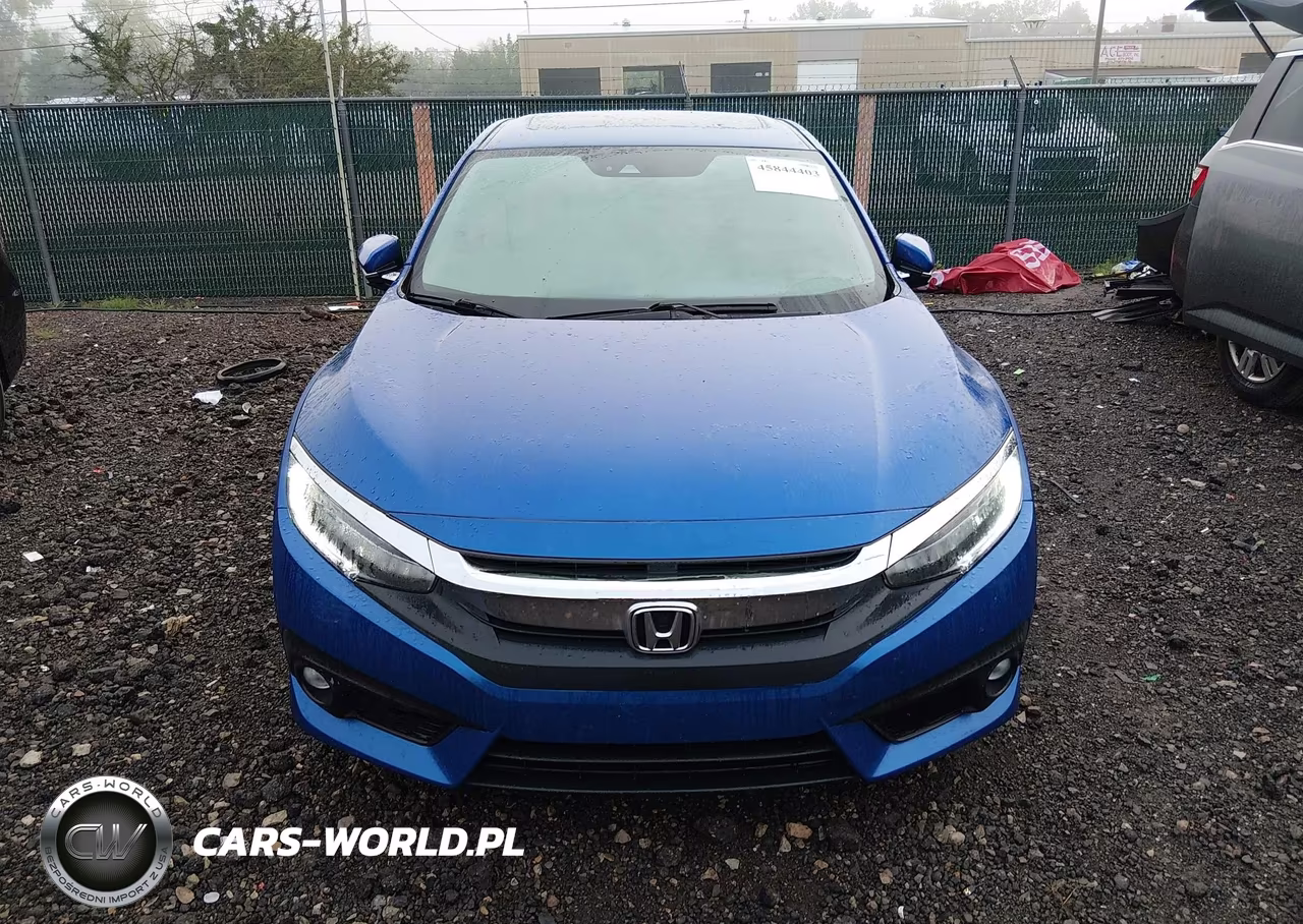 2018 Honda Civic Touring VIN:2HGFC1F98JH643367 - 13