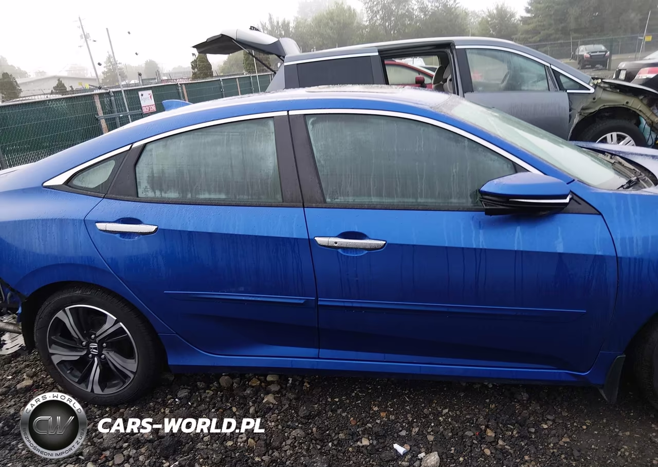 2018 Honda Civic Touring VIN:2HGFC1F98JH643367 - 14