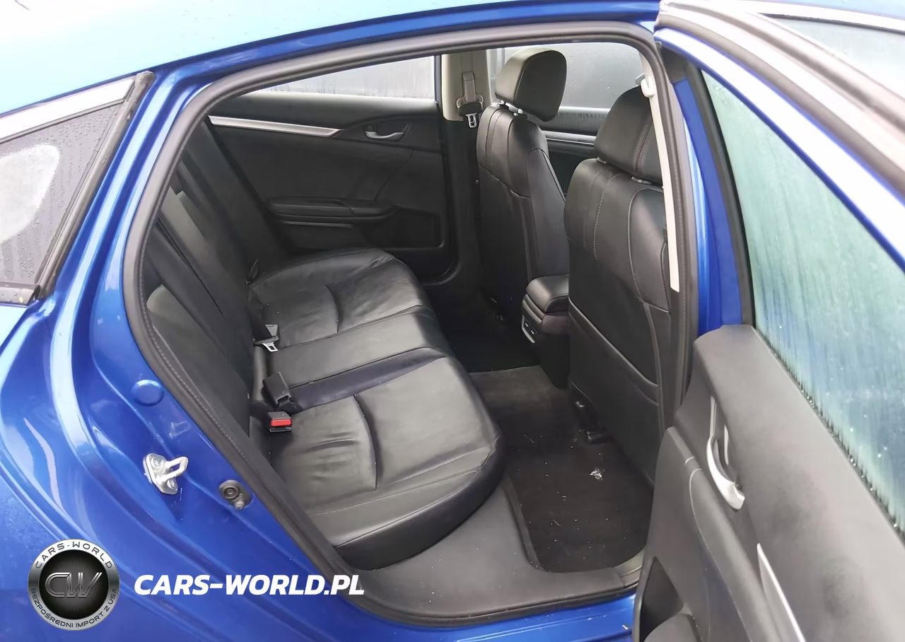 2018 Honda Civic Touring VIN:2HGFC1F98JH643367 - 8