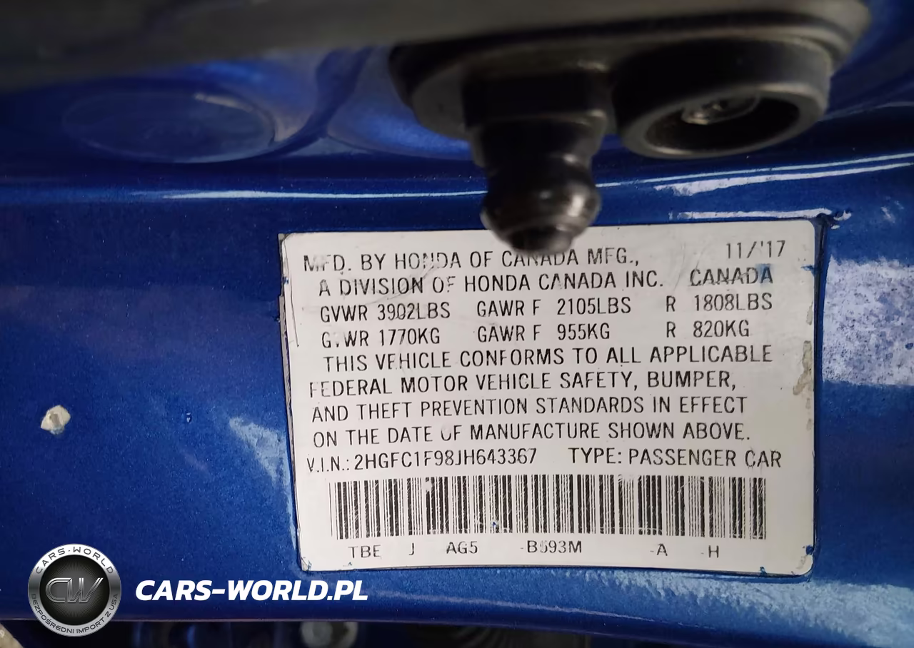 2018 Honda Civic Touring VIN:2HGFC1F98JH643367 - 9
