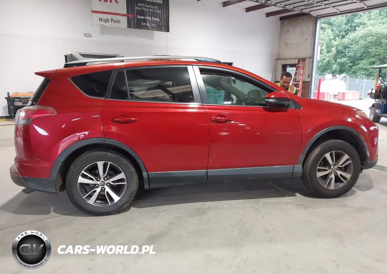 2017 Toyota Rav4 Xle VIN:JTMWFREV0HJ110781 - 13