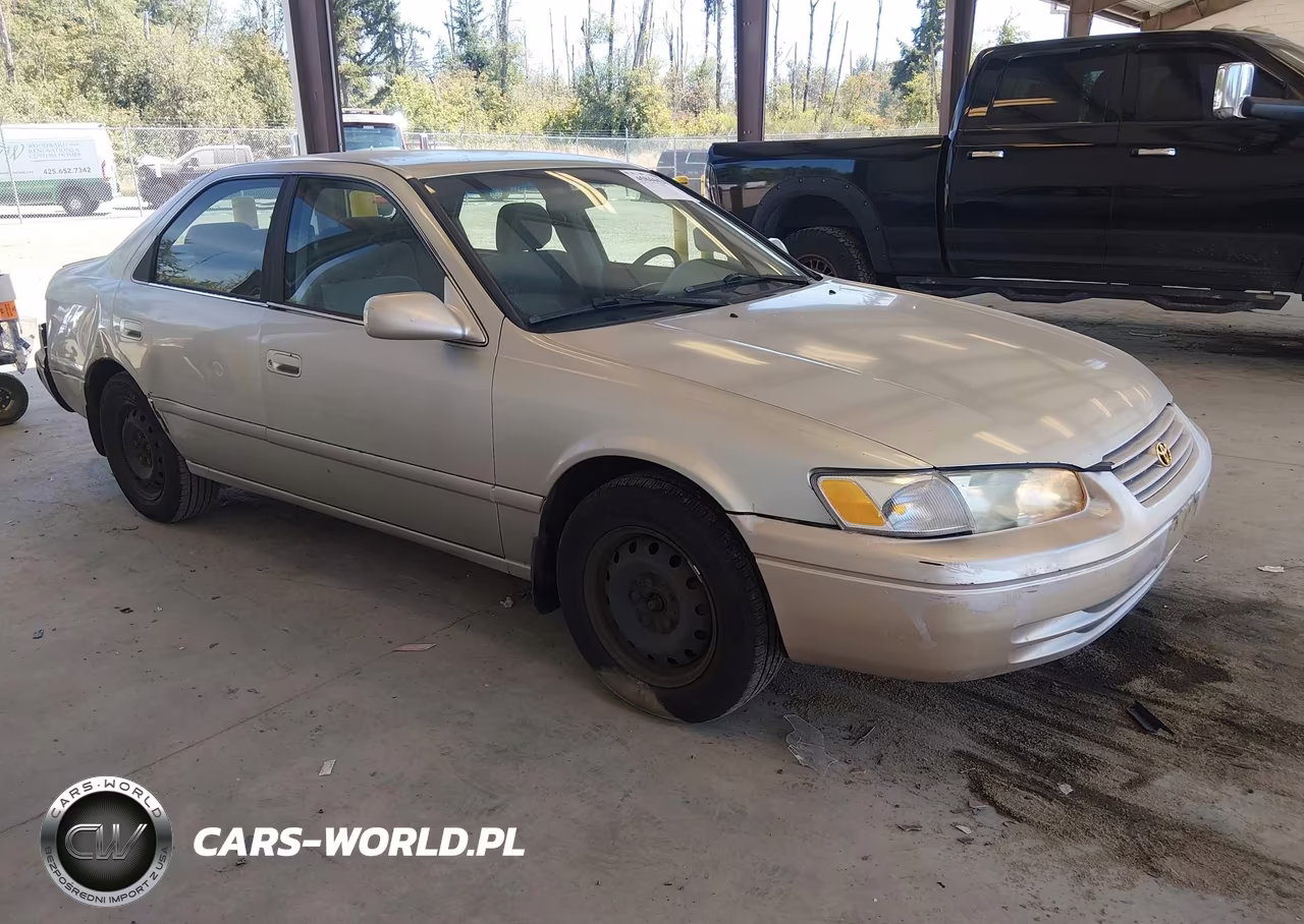 2000 Toyota Camry Le