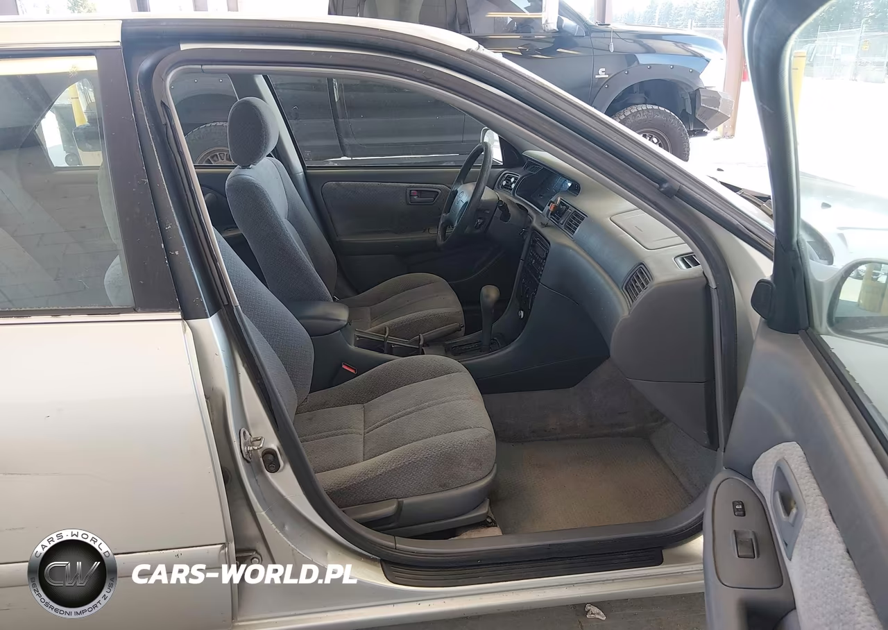 2000 Toyota Camry Le VIN:JT2BG22KXY0429715 - 5