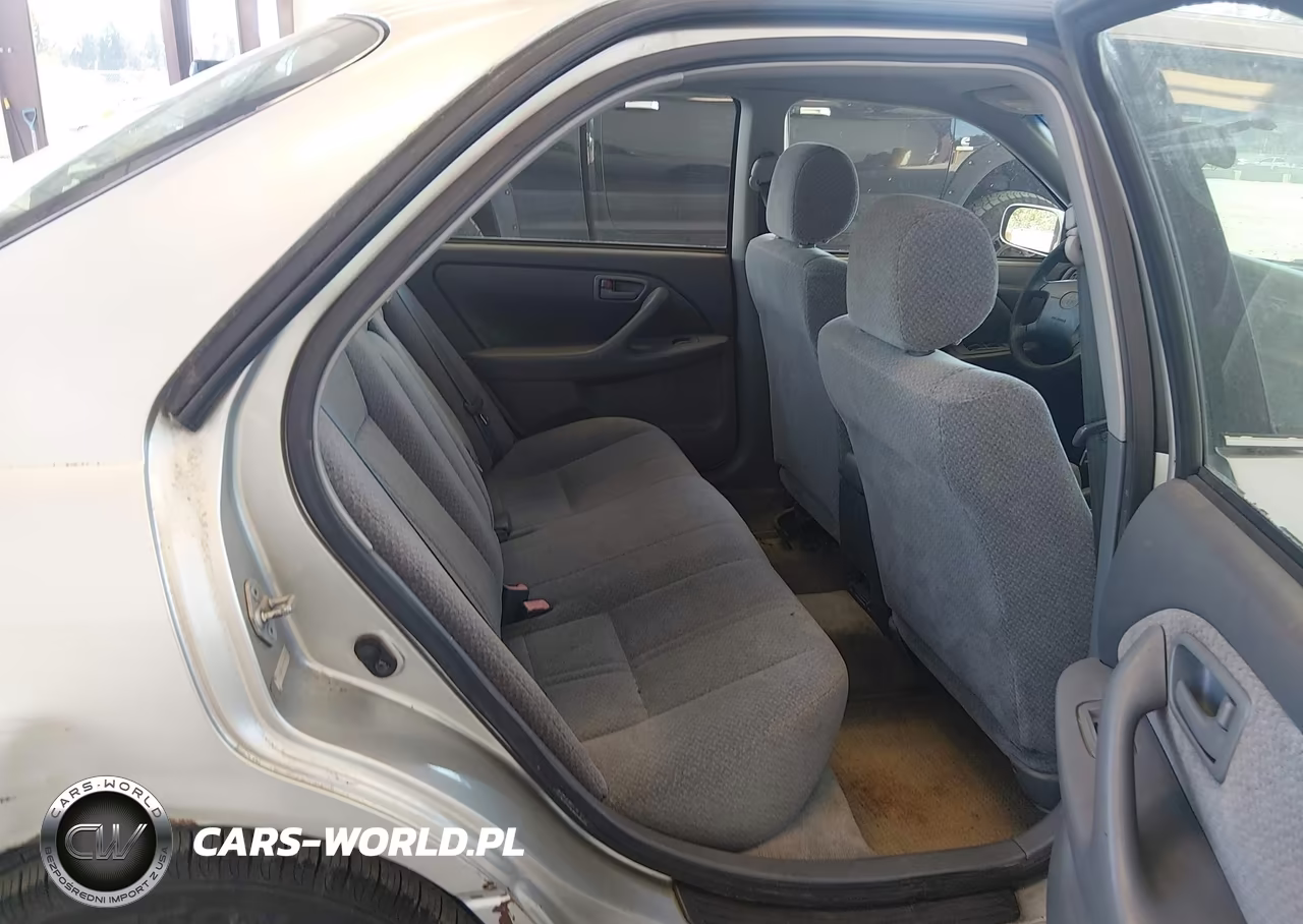 2000 Toyota Camry Le VIN:JT2BG22KXY0429715 - 8