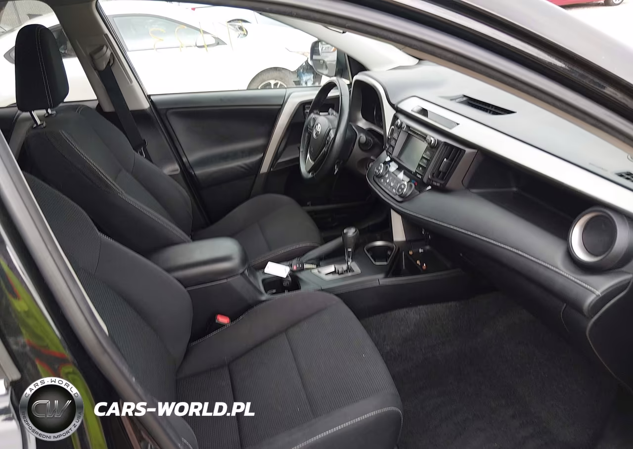 2017 Toyota Rav4 Xle VIN:2T3RFREV9HW560573 - 5