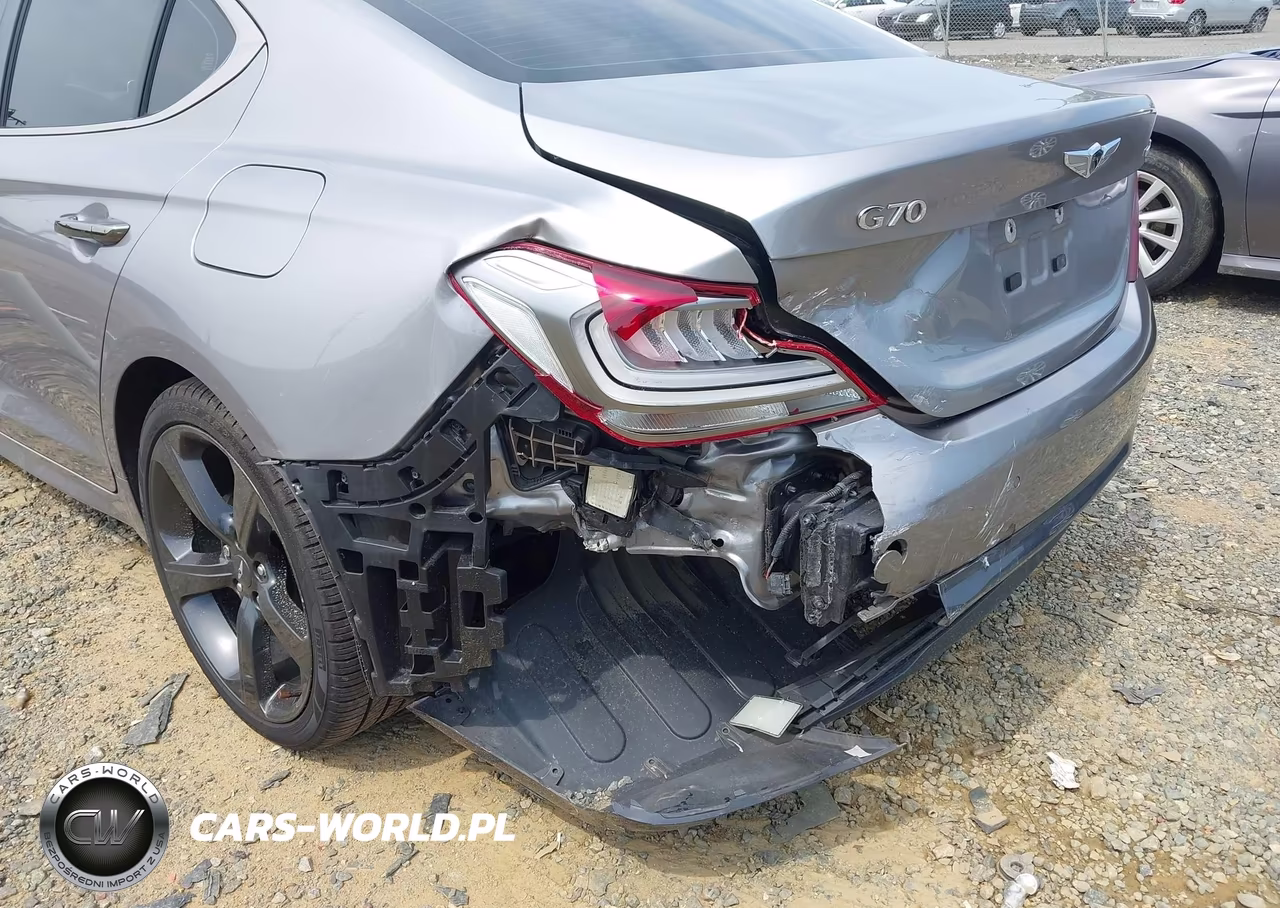 2020 Genesis G70 2.0T Awd VIN:KMTG44LAXLU051616 - 6