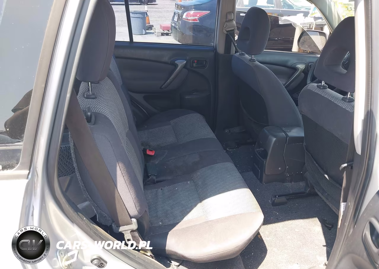 2004 Toyota Rav4 VIN:JTEGD20VX40016685 - 8