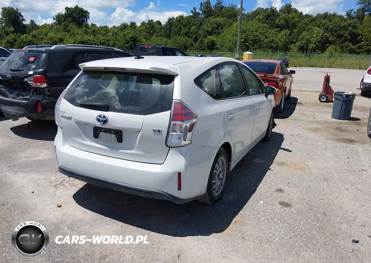 2016 Toyota Prius V Four VIN:JTDZN3EU7GJ049609 - 4