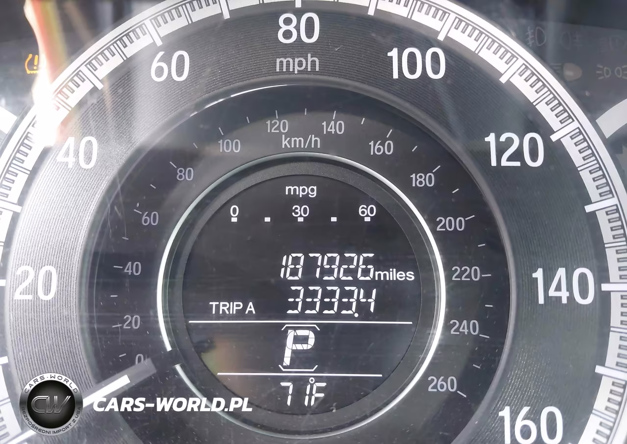 2017 Honda Accord Lx VIN:1HGCR2F31HA189751 - 16