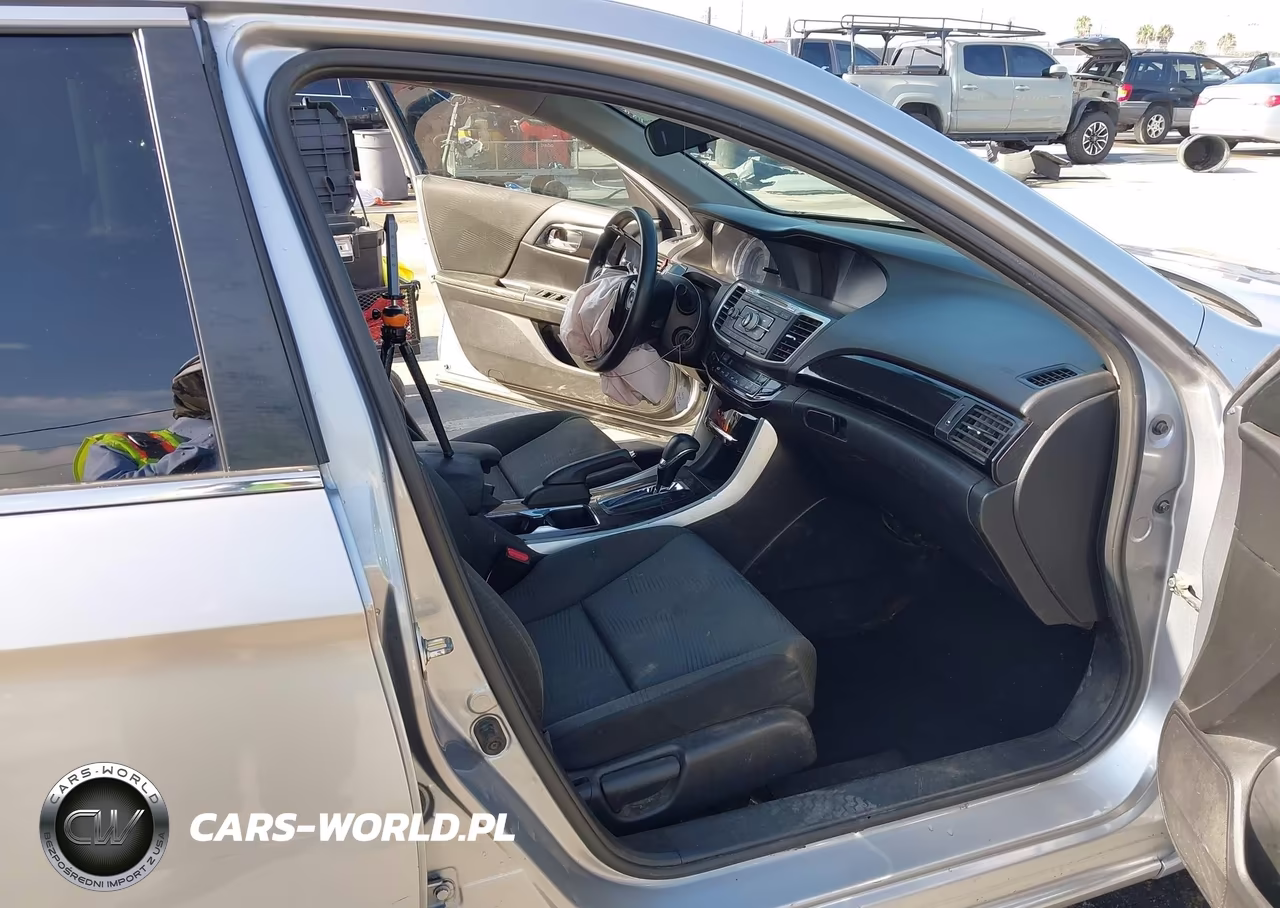 2017 Honda Accord Lx VIN:1HGCR2F31HA189751 - 5
