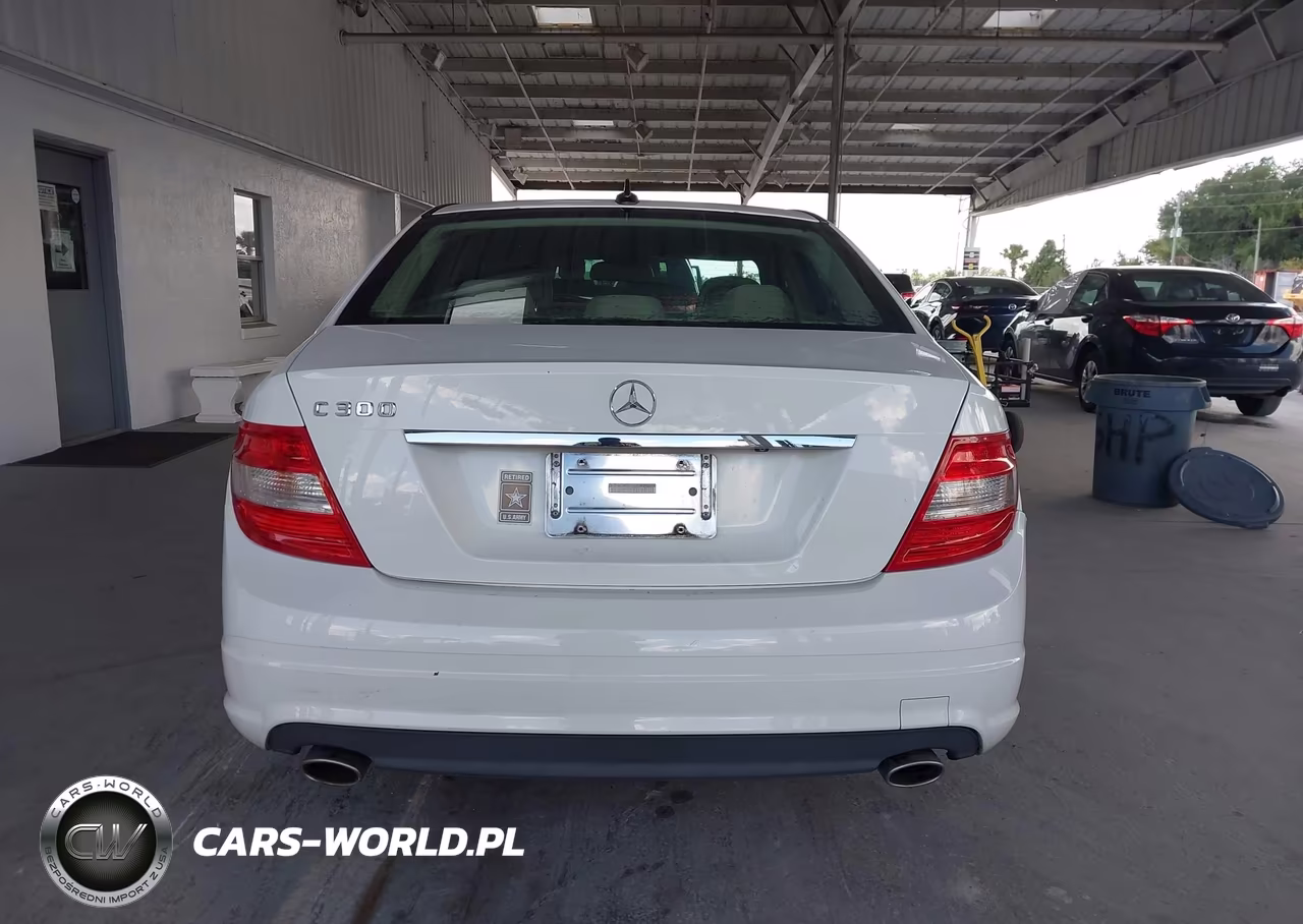 2010 Mercedes-Benz C 300 Luxury-Sport VIN:WDDGF5EBXAF397970 - 16