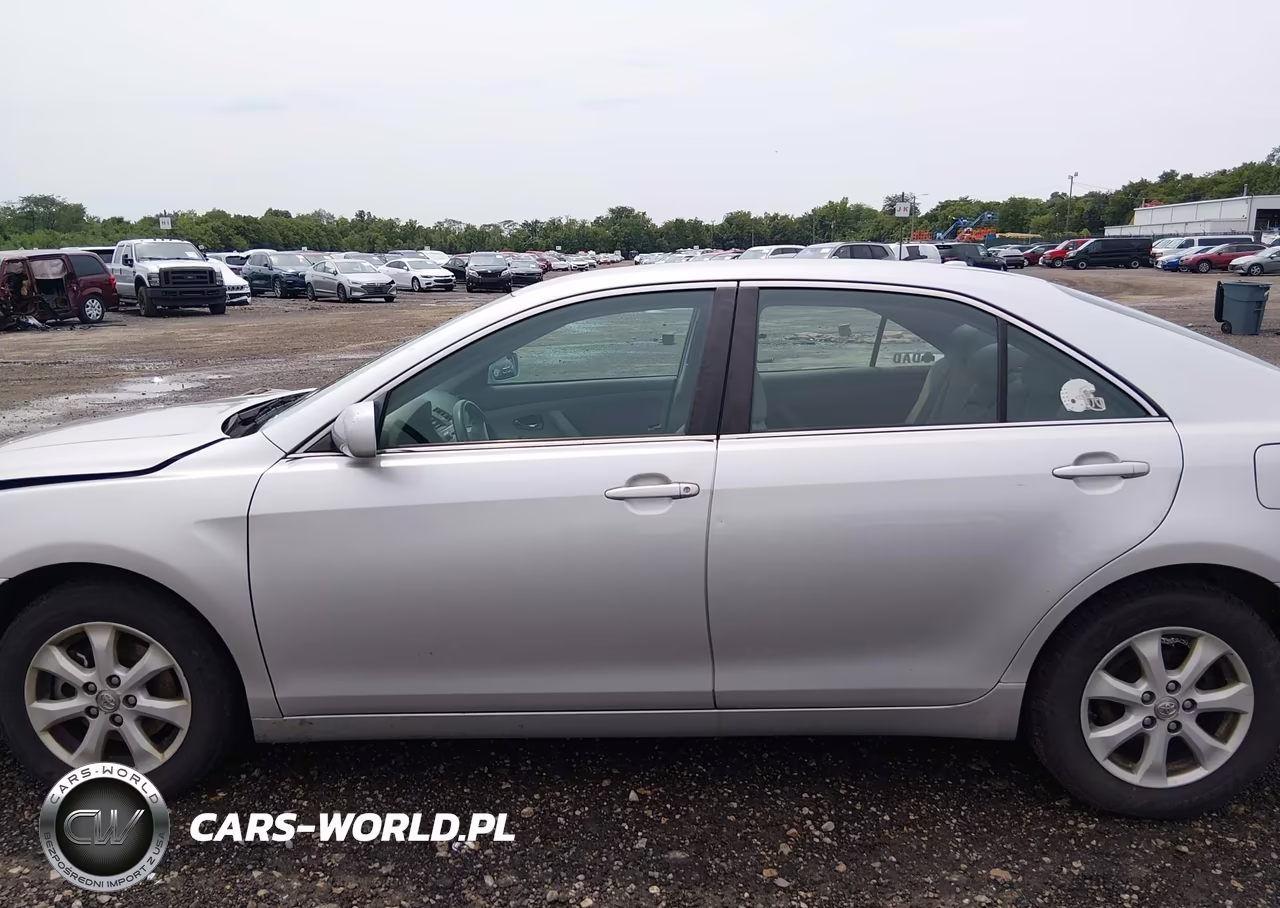 2011 Toyota Camry Le VIN:4T1BF3EK7BU737612 - 14
