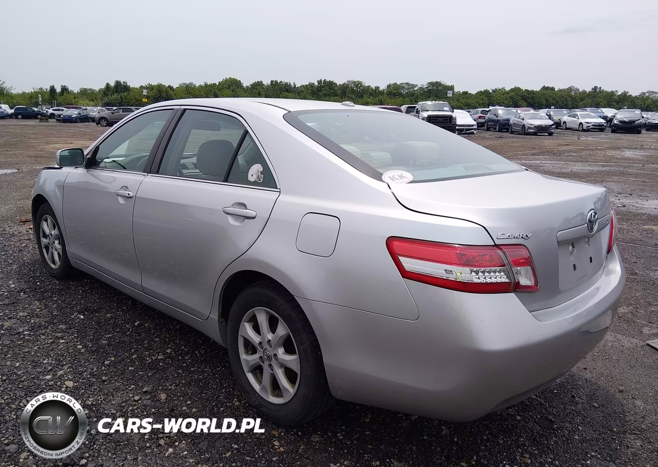 2011 Toyota Camry Le VIN:4T1BF3EK7BU737612 - 3