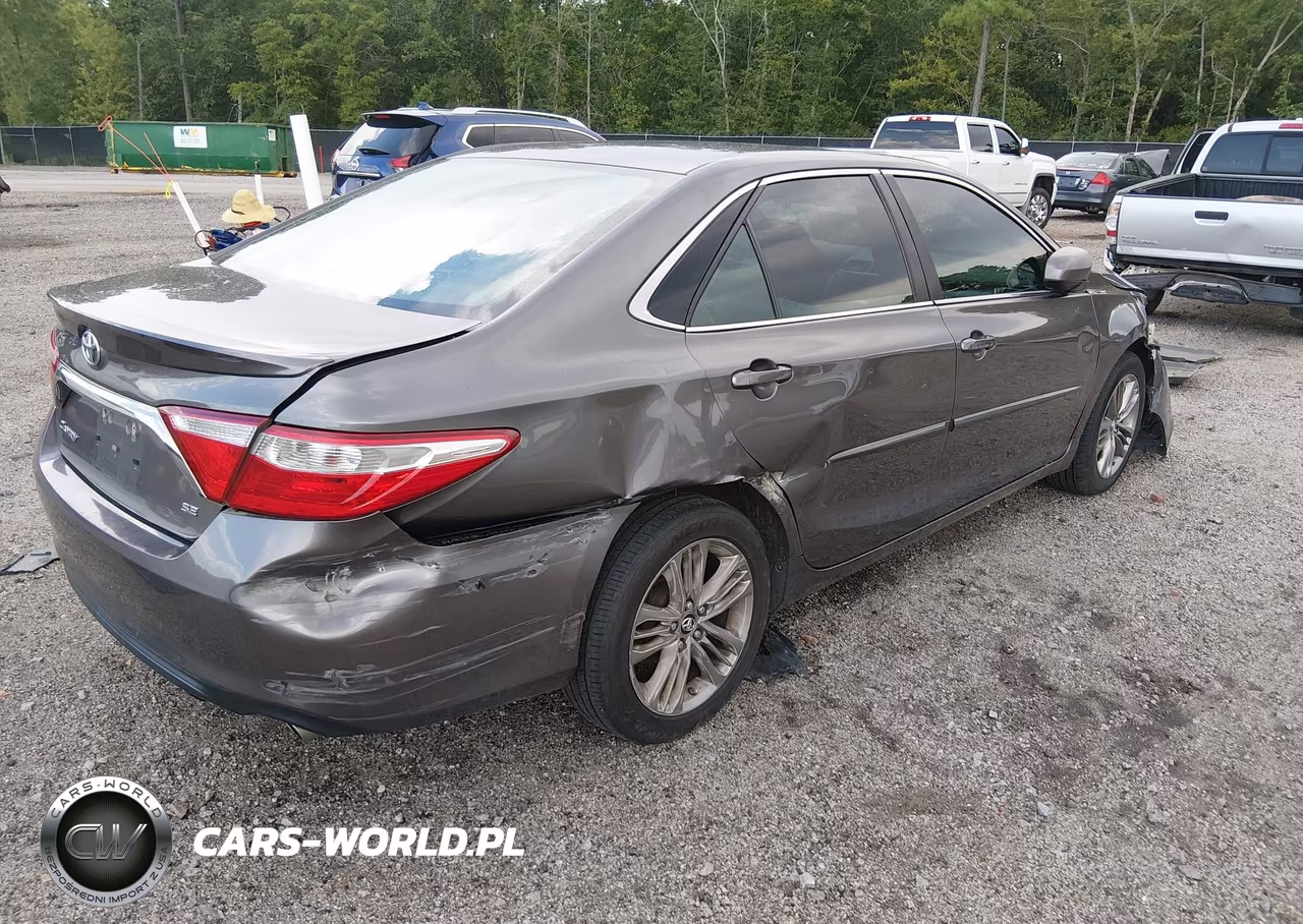 2017 Toyota Camry Se VIN:4T1BF1FK9HU723321 - 4