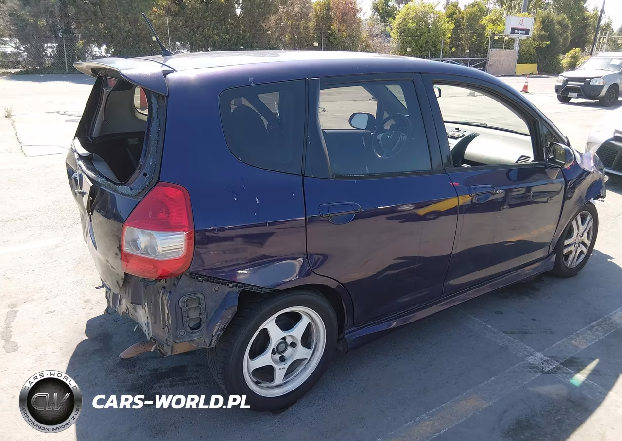 2008 Honda Fit Sport VIN:JHMGD37668S013123 - 4